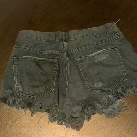 We The Free Olive Jean Shorts - Picture 3 of 4
